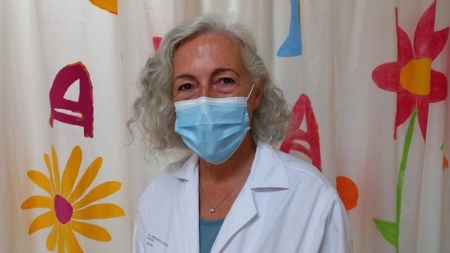 La especialista de Pediatría del Hospital Universitario Virgen de las Nieves Ana Martínez-Cañavate (HOSPITAL VIRGEN DE LAS NIEVES)