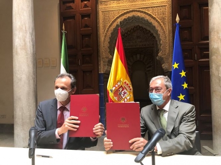 El ministro de Ciencia, Pedro Duque, y el consejero de Transformación Económica, Rogelio Velasco (JUNTA DE ANDALUCÍA) 