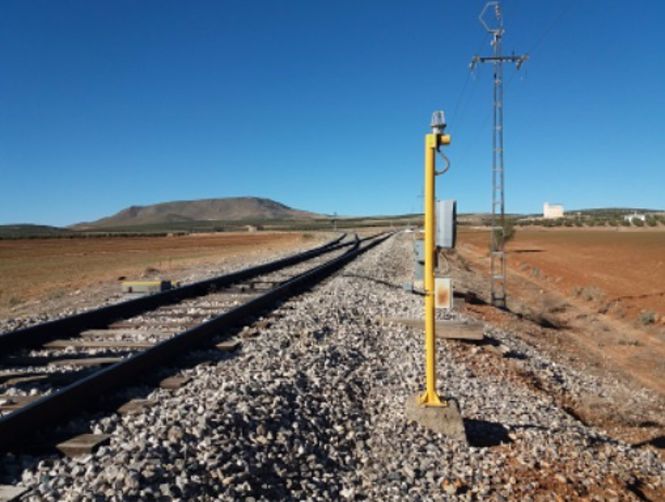 Imagen de archivo de una bifurcación de vía férrea en Granada (ADIF) 