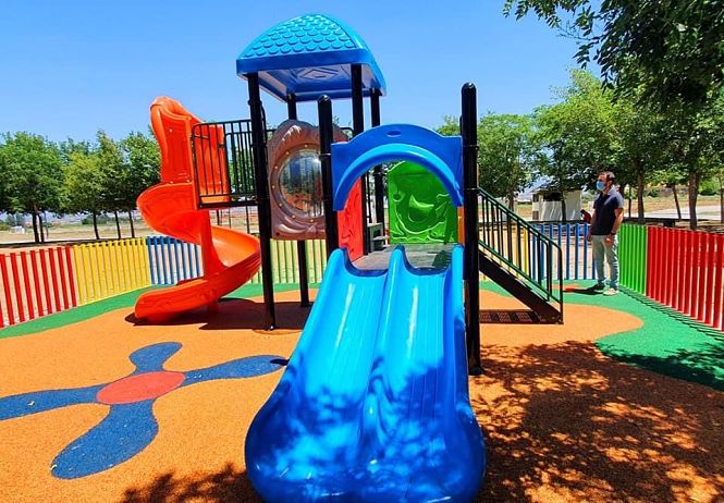 Imagen del nuevo parque infantil (AYTO. CÚLLAR VEGA) 
