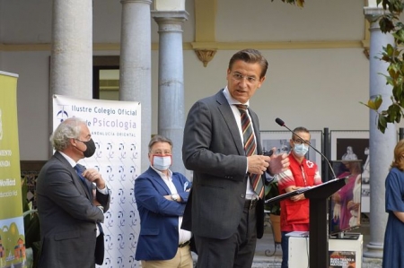 El alcalde de Granada, Luis Salvador, en un acto instittucional este martes (AYUNTAMIENTO) 