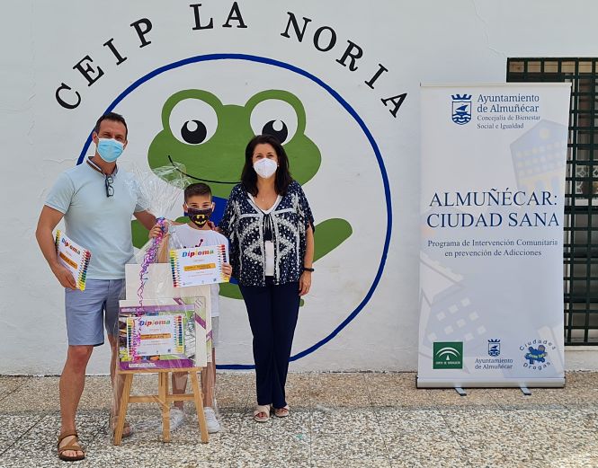 Uno de los alumnos galardonados (AYTO. ALMUÑÉCAR)