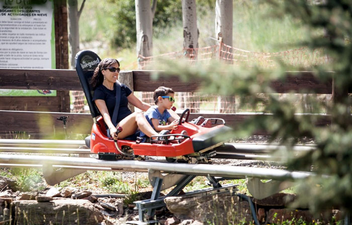 Actividad de verano en Sierra Nevada (CETURSA)