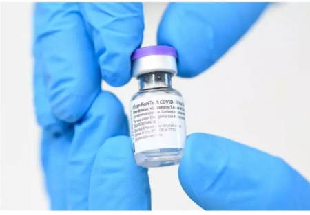 Dosis de la vacuna Pfizer (TOBIAS HASE /DPA) 