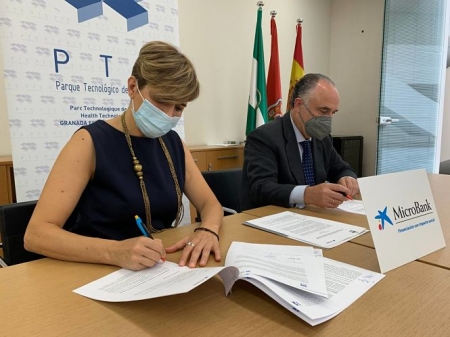 Imagen de la firma del convenio (FUNDACIÓN PTS) Imagen de la firma del convenio (FUNDACIÓN PTS)