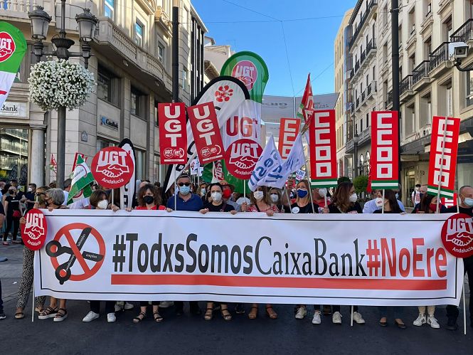 Concentración de los trabajadores de Caixabank (UGT)