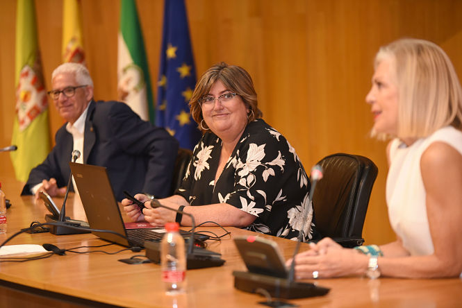 Sesión inicial de `Puentes` (R. MARTÍNEZ / DIPGRA)