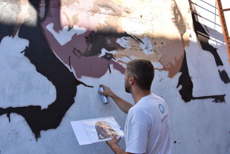 Fran Campoy pinta el mural (AYTO. BAZA) Fran Campoy pinta el mural (AYTO. BAZA)