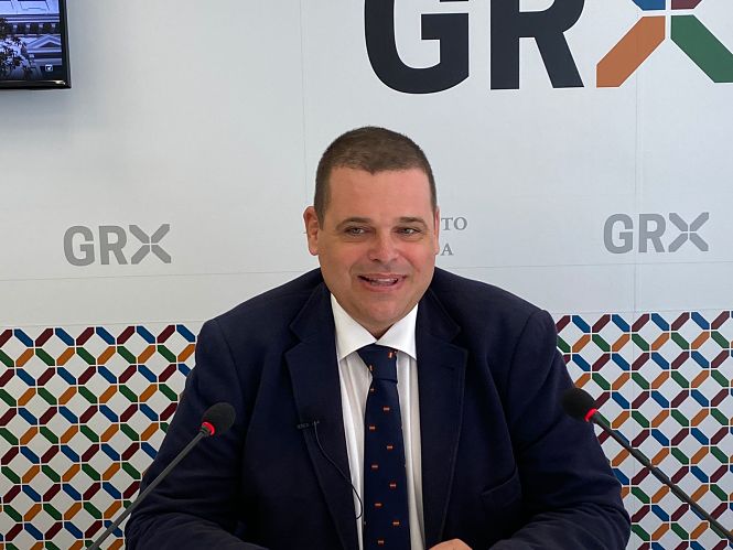 El portavoz de VOX en el Ayuntamiento de Granada, Onofre Miralles (VOX)