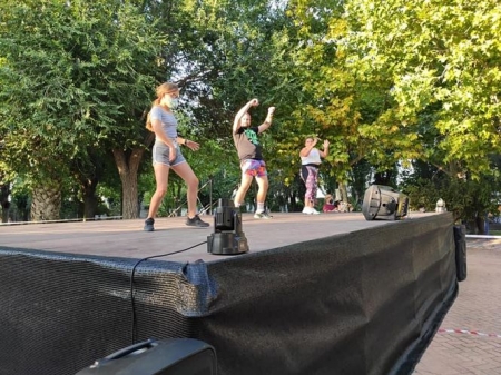 masterclass de zumba organizada por el Ayuntamiento de Otura (AYTO. OTURA) masterclass de zumba organizada por el Ayuntamiento de Otura (AYTO. OTURA)