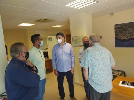 El diputado nacional del PP por Granada Carlos Rojas ha mantenido un encuentro con la Comunidad General de Regantes del Bajo Guadalfeo (PP) El diputado nacional del PP por Granada Carlos Rojas ha mantenido un encuentro con la Comunidad General de Regantes del Bajo Guadalfeo (PP)