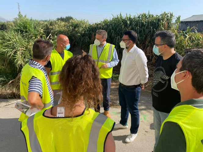 El alcalde y el concejal de Urbanismo de Vegas visitan las obras del nuevo colegio de Ambroz (AYTO. VEGAS DEL GENIL)