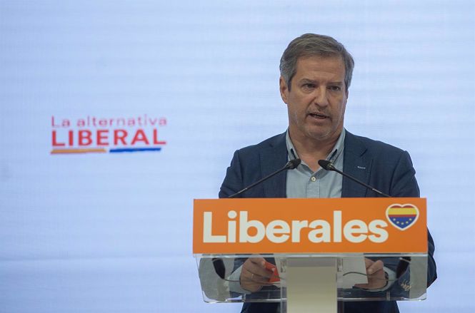 El vicesecretario general de Ciudadanos y secretario de Comunicación , Daniel Pérez Calvo, n una rueda de prensa en la sede del partido en Madrid (ALBERTO ORTEGA - EUROPA PRESS)
