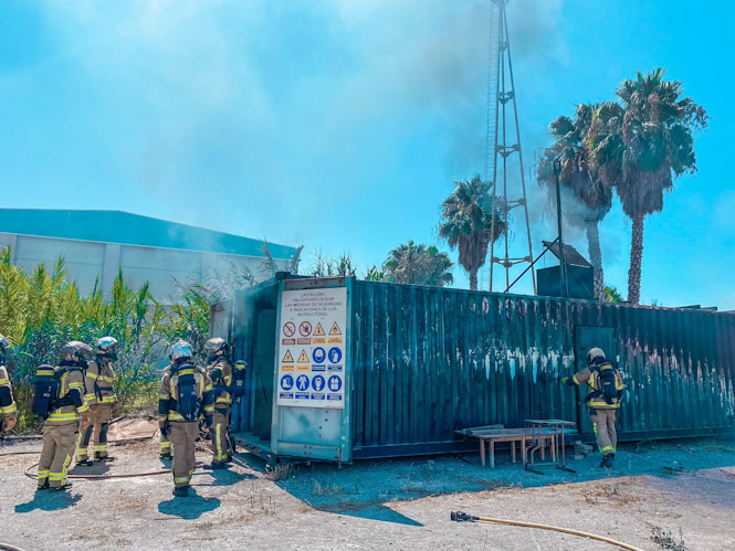 Simulacro de los nuevos bomberos (AYTO. MOTRIL)
