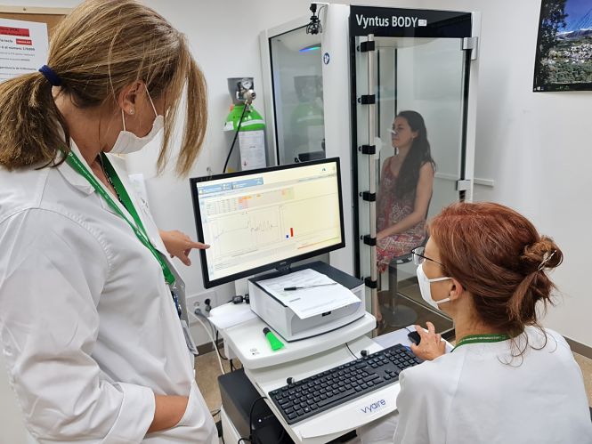 Nueva cabina, de Neumología (HUSC) 