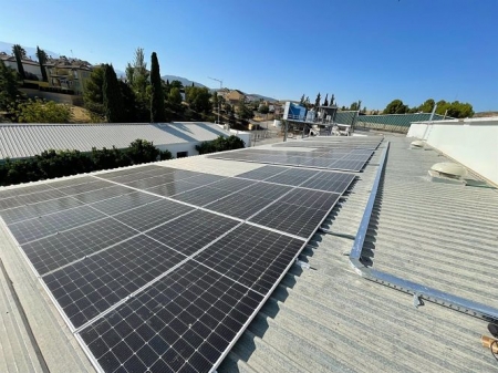 Instalación fotovoltaica de Endesa X para Domca (ENDESA X) 
