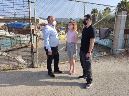 Visita de AxSí a las instalaciones del servicio municipal de limpieza en el Polígono de Alborán (AXSÍ) 