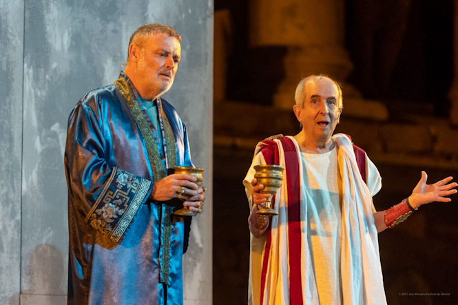 Representación de una obra (AYTO. ALMUÑECAR) 