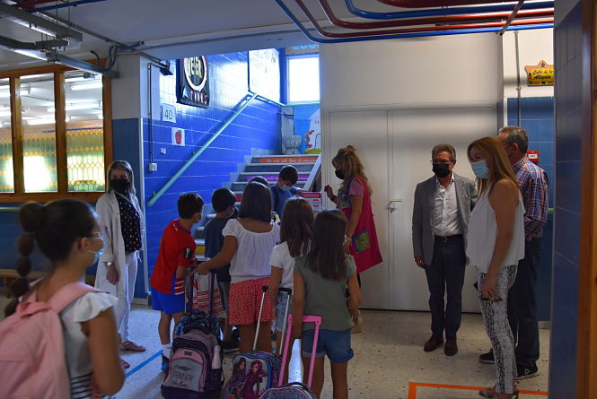 Inicio del curso en el CEIP Jabalcón )AYTO. BAZA)