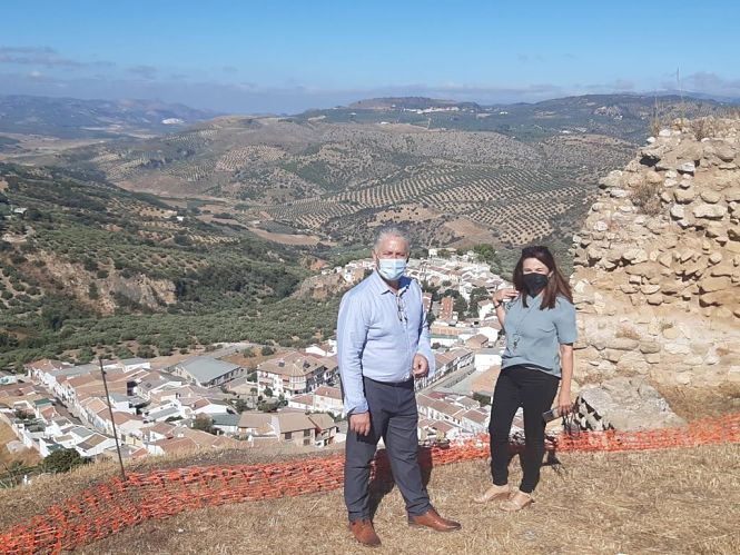 Imagen de la visita al Castillo de La Zagra (DIPUTACIÓN)