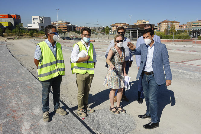 Visita al nuevo parque del Zaidín (JAVIER ALGARRA / AYUNTAMIENTO) 