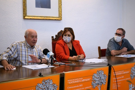 Jurado del Premio de Poesía Joven, ‘Antonio Carvajal’ (AYTO. ALBOLOTE)