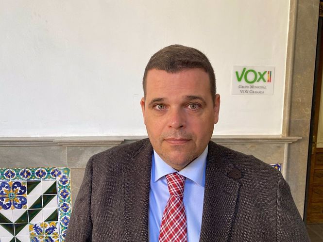 El portavoz de Vox en el Ayuntamiento de Granada, Onofre Miralles (VOX) 