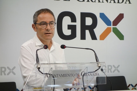 El concejal de Urbanismo de Granada, Miguel Ángel Fernández Madrid (JAVIER ALGARRA / AYUNTAMIENTO) 