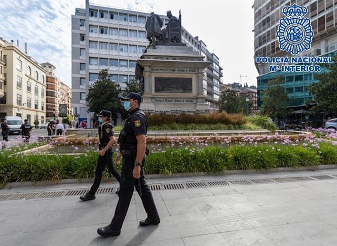 Agentes de la Policía nacional (POLICÍA NACIONAL) 