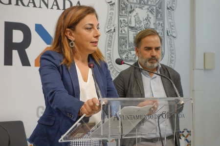 Raquel Ruz y Jacobo Calvo han presentado las iniciativas que llevarán a, pleno (JAVIER ALGARRA / AYUNTAMIENTO) 
