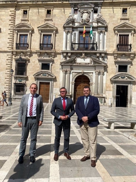 Francisco Ocaña, Manuel Gavira y Onofre Miralles, de Vox (VOX) 