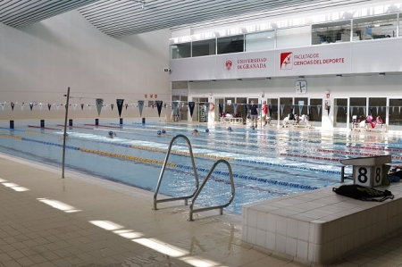  Piscina de la Facultad de Ciencias del Deporte (UGR)