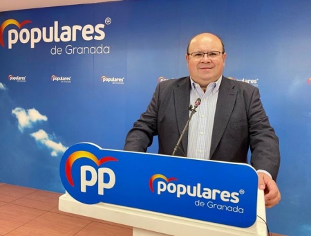 José Robles durante una comparecencia en la sede provincial del PP de Granada (PP)