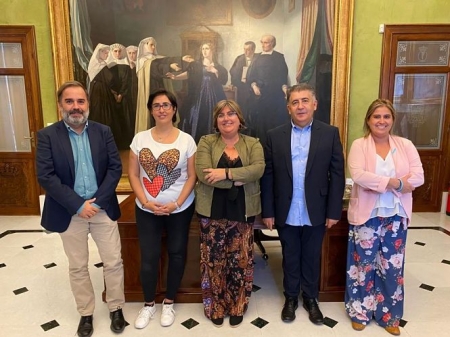 Foto de familia tars la reunión (AYTO. GRANADA)