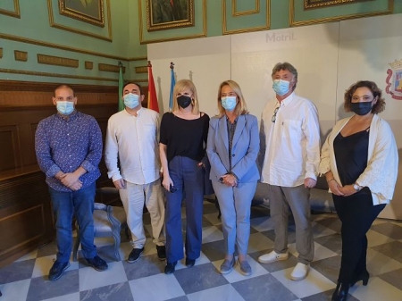 Imagen de la recepción a los galeristas (AYTO. MOTRIL) Imagen de la recepción a los galeristas (AYTO. MOTRIL)