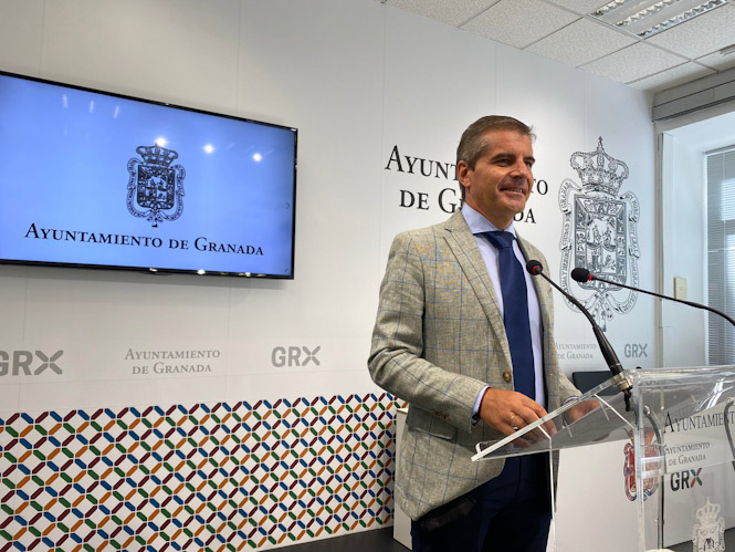 El portavoz del PP en el Ayuntamiento de Granada, César Díaz (PP) 