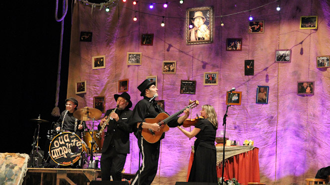 Representación de la obra (TEATRO HUMOR SANTA FE) 