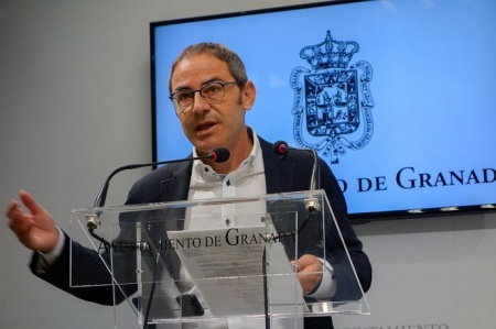 El concejal de Urbanismo y Obra Pública del Ayuntamiento de Granada, Miguel Ángel Fernández Madrid (JAVIER ALGARRA / AYUNTAMIENTO) 
