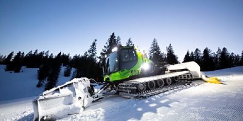 Imagen de la máquina pisapistas (CETURSA) 