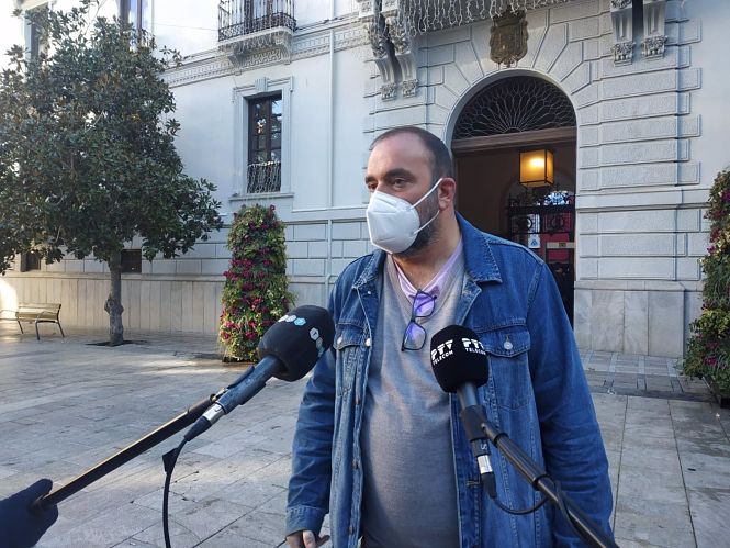 El concejal de Podemos-IU en el Ayuntamiento de Granada, Paco Puentedura (PODEMOS-IU) 