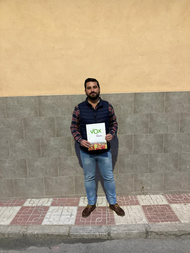 El Portavoz de Vox en el Ayuntamiento de Pinos Puente, Antonio Duarte (VOX)