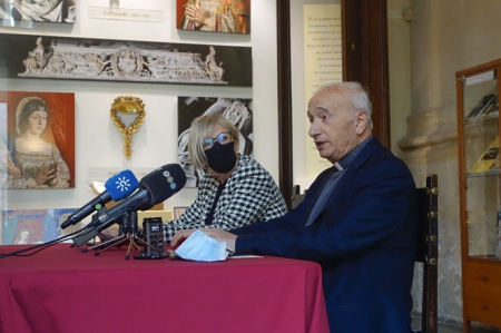 Presentación de los actos por el V Centenario del traslado de los restos de los Reyes Católicos (JAVIER ALGARRA / AYUNTAMIENTO) 