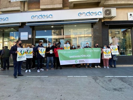 Concentración en la sede de Endesa (ADELANTE) 