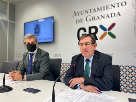 César Díaz y Luis González en rueda de prensa (PP)