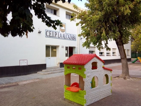 Fachada del CEIP La Alcazaba (BLOG AVERROES) 