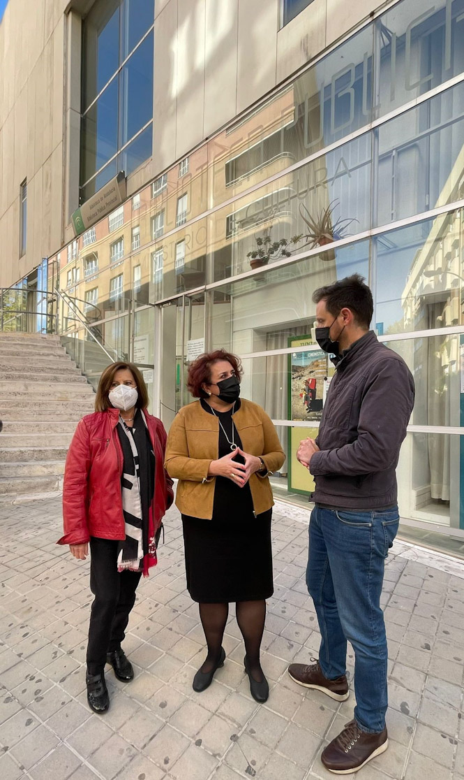 Miembros del PSOE en la sede de la Biblioteca de Andalucía (PSOE)
