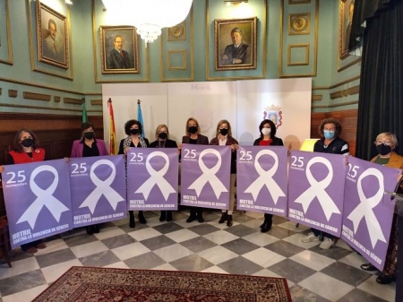 Presentación delos actos por el 25N (AYTO. MOTRIL)