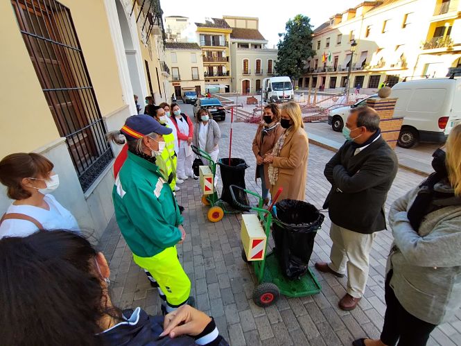 Nuevos trabajadores de limpieza (AYTO. MOTRIL)