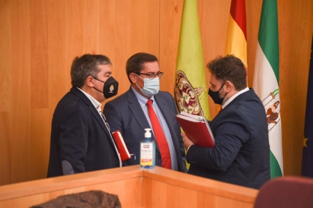 García Giralte, Entrena y García Leiva, en el Pleno de la Diputación de Presupuestos de 2022 (DIPUTACIÓN) García Giralte, Entrena y García Leiva, en el Pleno de la Diputación de Presupuestos de 2022 (DIPUTACIÓN)
