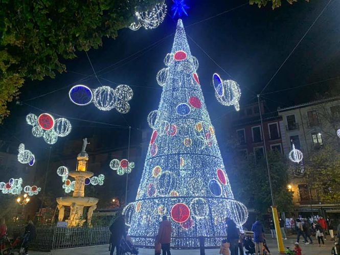 Alumbrado navideño del año 2020 (JOSÉ VELASCO) 